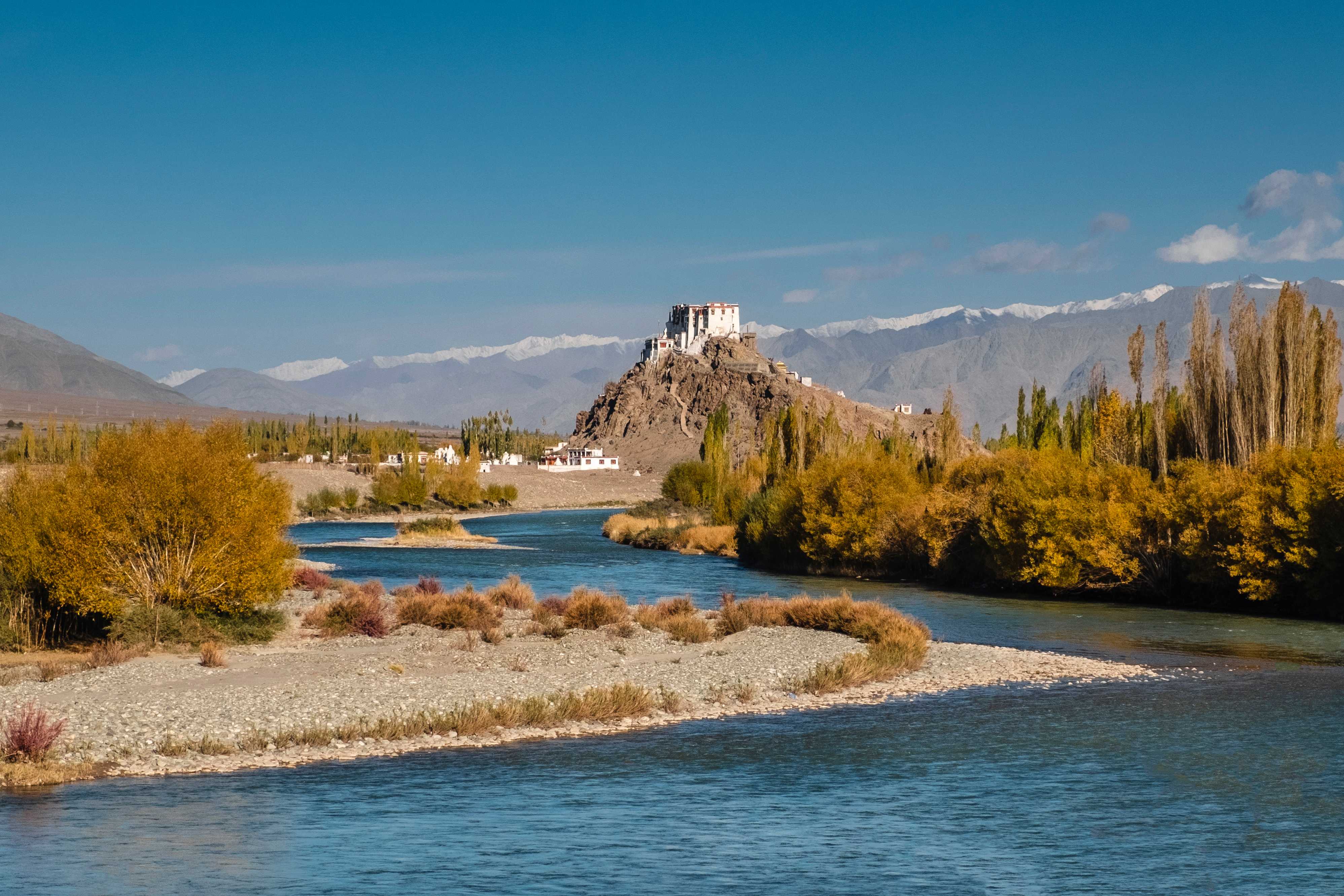 Visit the picturesque Stakna Gompa in Ladakh | Timbuktu Travel