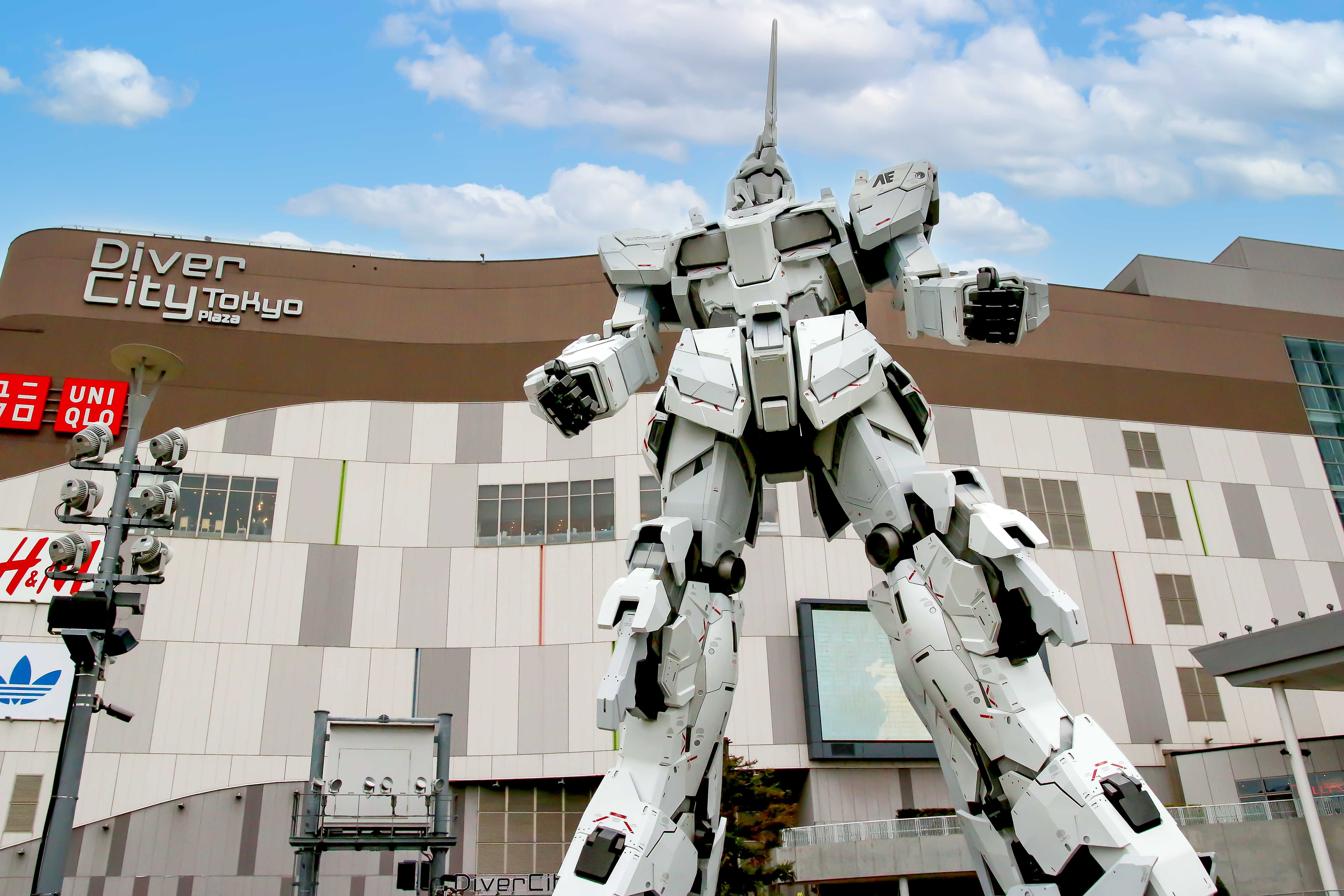 See the giant Gundam statue in Odaiba, Tokyo | Timbuktu Travel