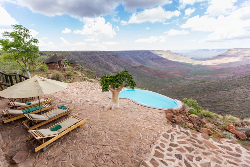 Pool view over looking Klipriver Valley 