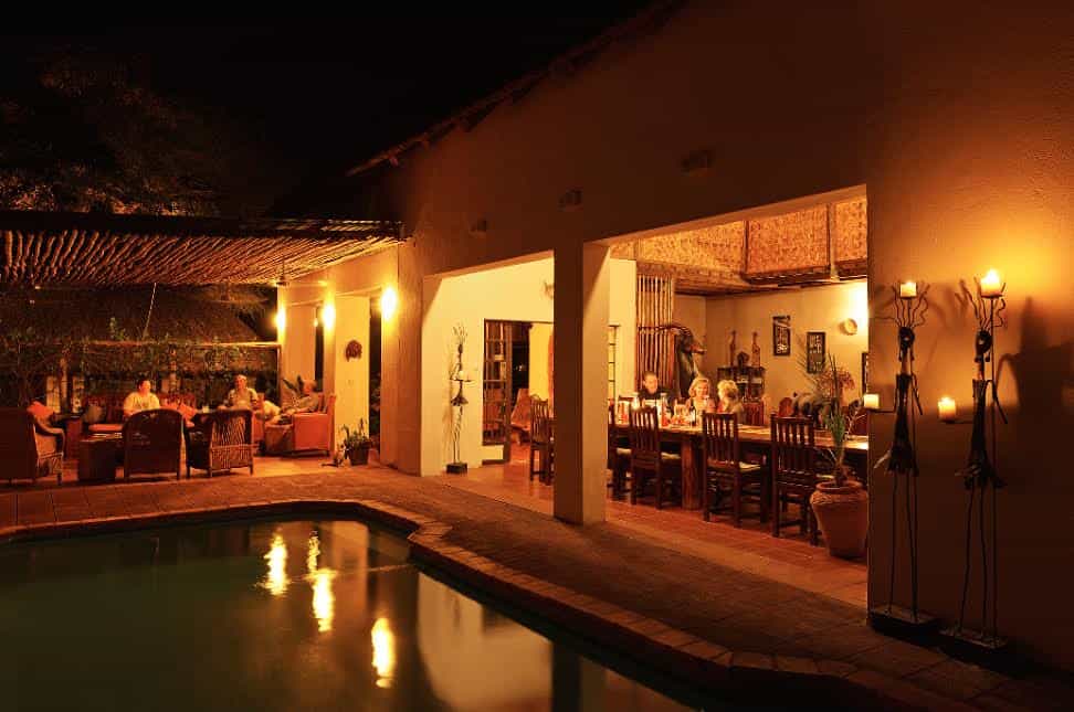 Restaurant, lounge and pool