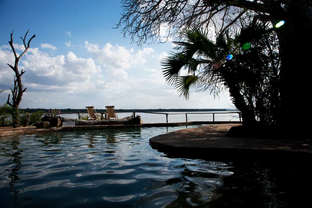 The main area has a lovely pool, the perfect spot to cool down in the heat of the day. 