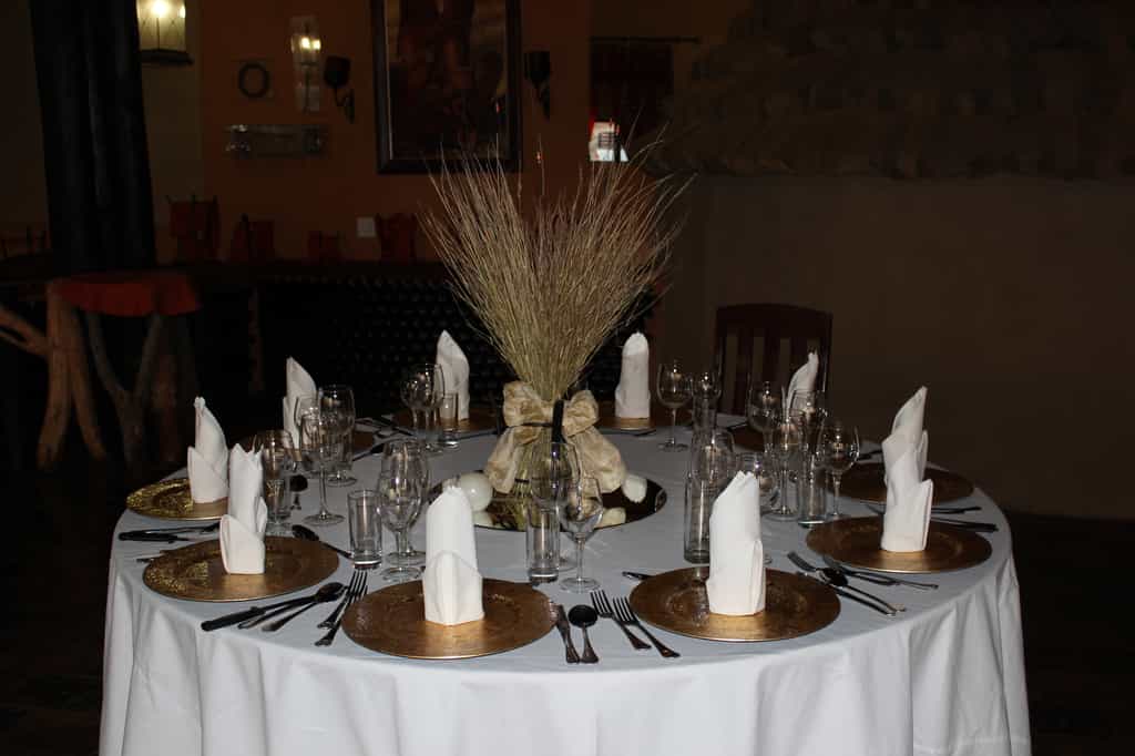 Dinner setting