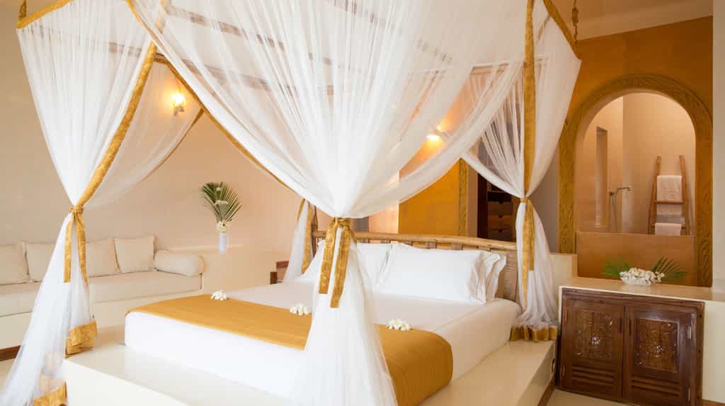 Deluxe Garden (70sqm): located on the first or ground floor these rooms boast a fantastic view of the ocean.  Possibility of intercommunications between two rooms. / Deluxe Ocean view (70sqm):Located on the first or ground floor these rooms boast a fantastic view of the ocean.  Possibility of intercommunications between two rooms. 