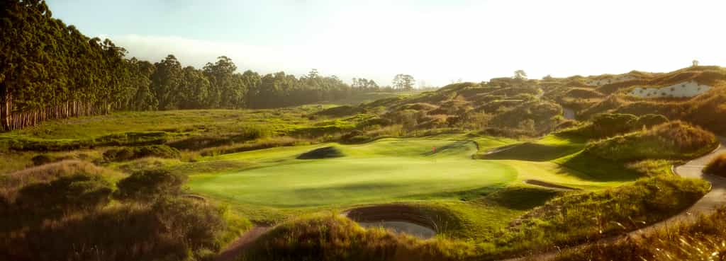 Par 3 2nd Hole 
