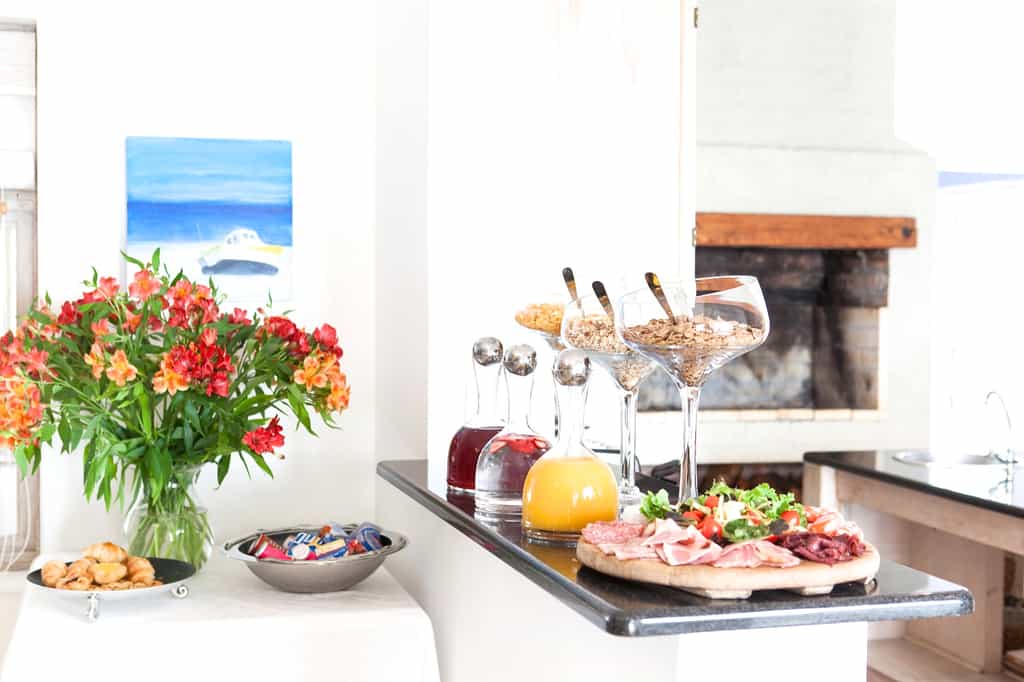 Villa Blu breakfast room