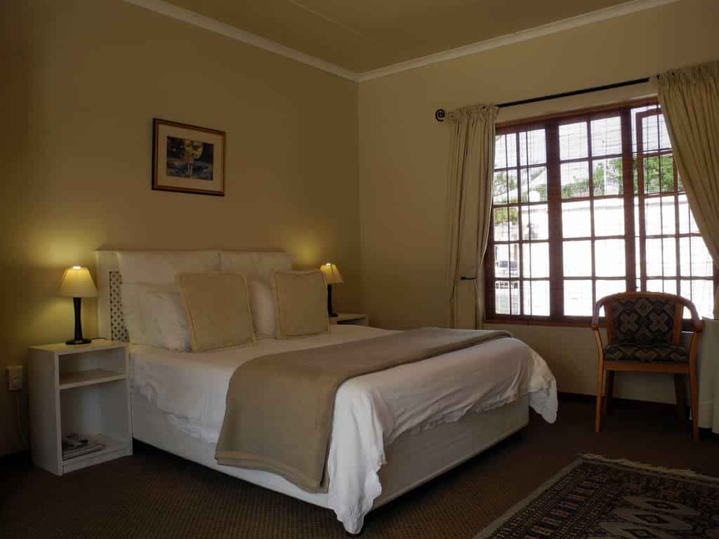 Double Room Queen