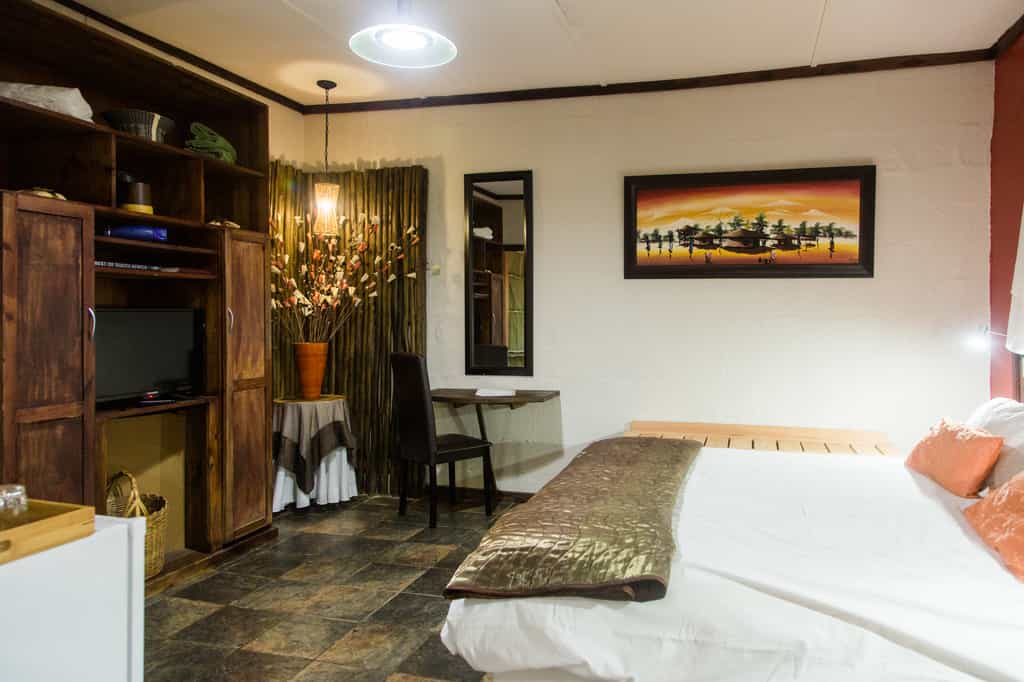 Small Room 