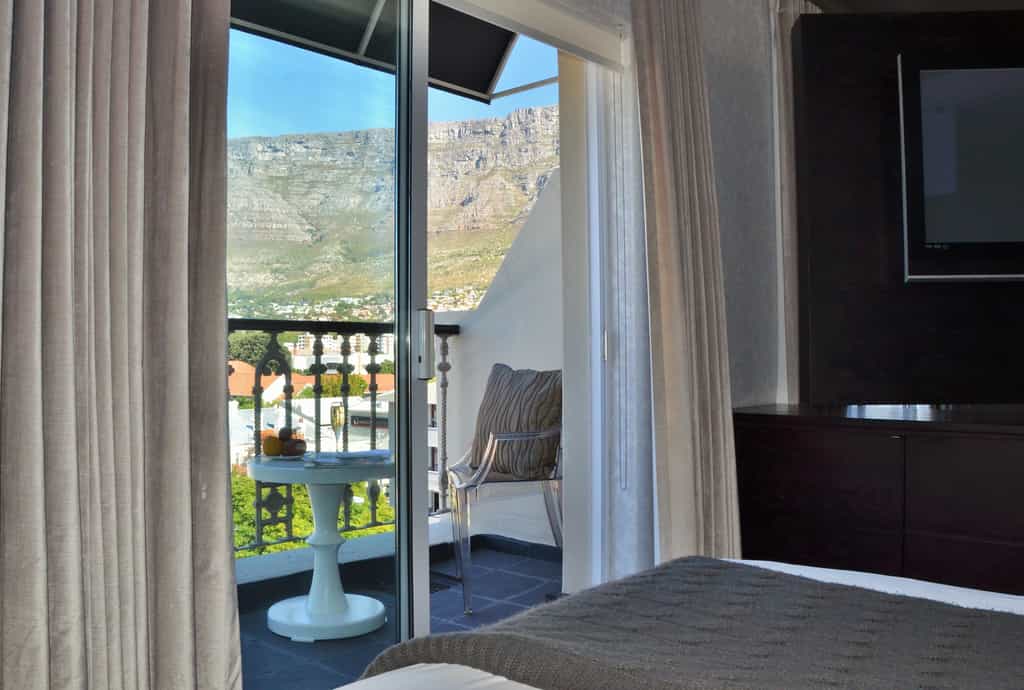 Room balcony with mountain view