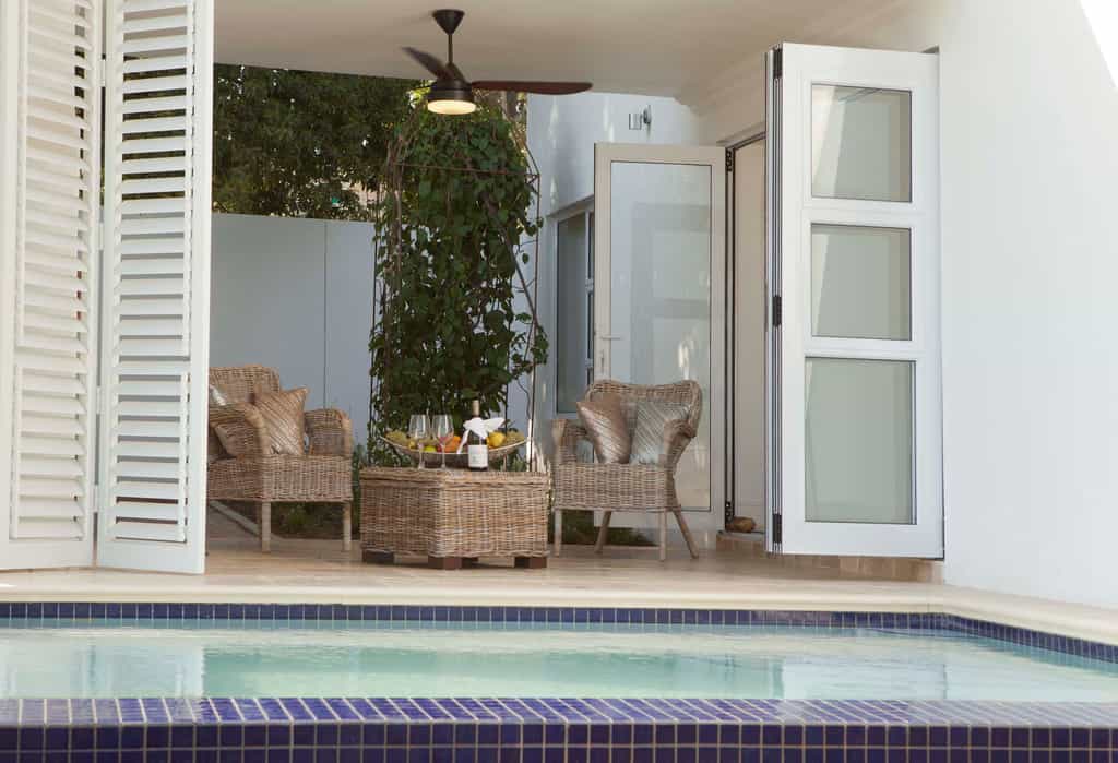 Private Swimming Pool All Rooms
