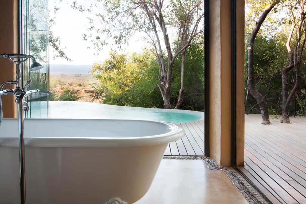 Bathroom with view 