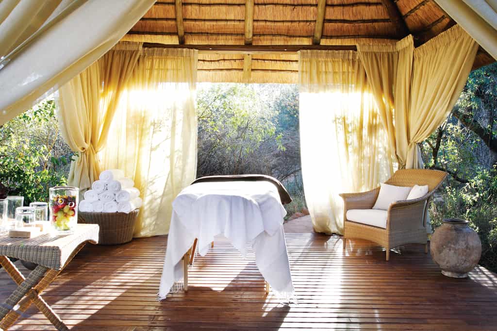 For the ultimate experience a relaxing body treatment surrounded by nature in the outside massage area.