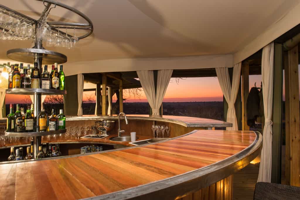 360 degree bar