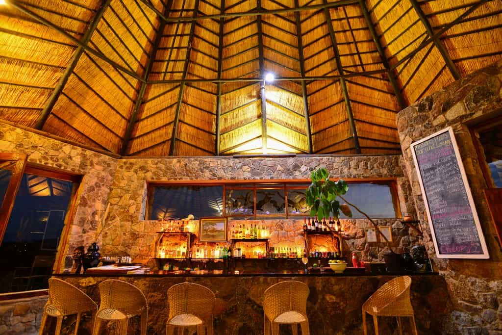 Matobo Hills Lodge has a fully catered bar, with local and imported spirits.