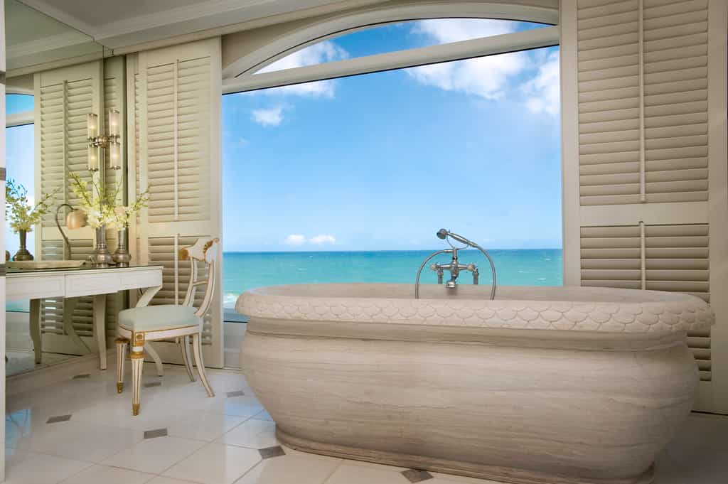 Presidential bathroom