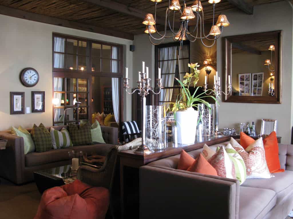 Brandy Lounge