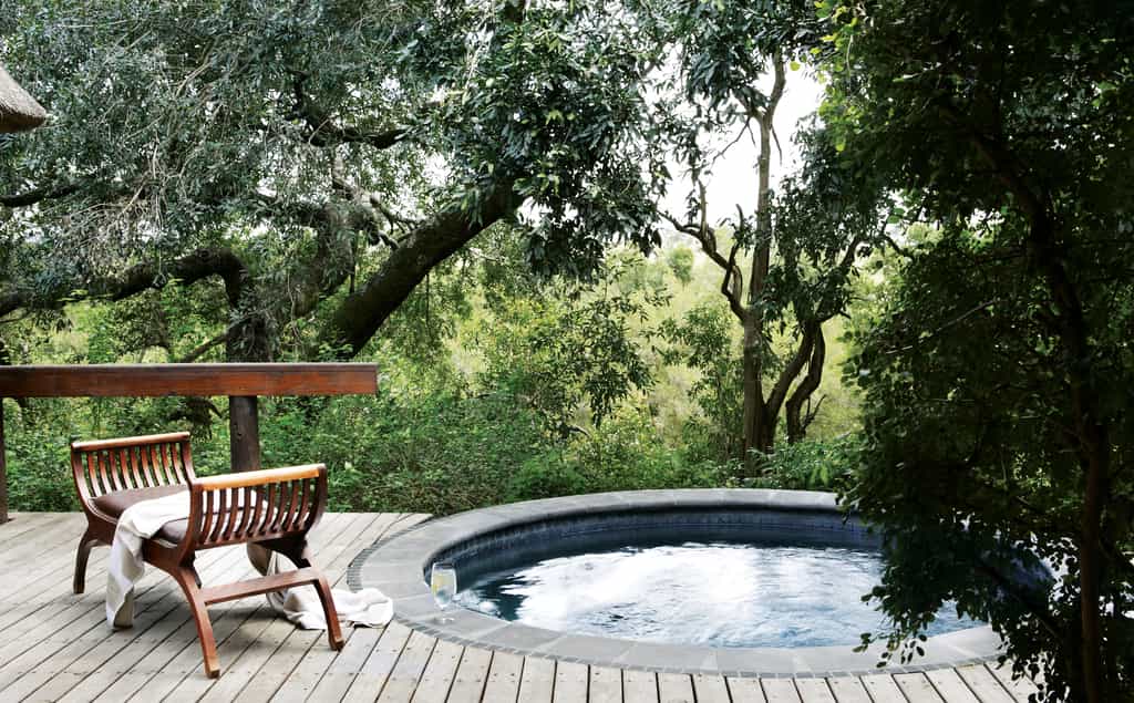 Superior Room Pool 