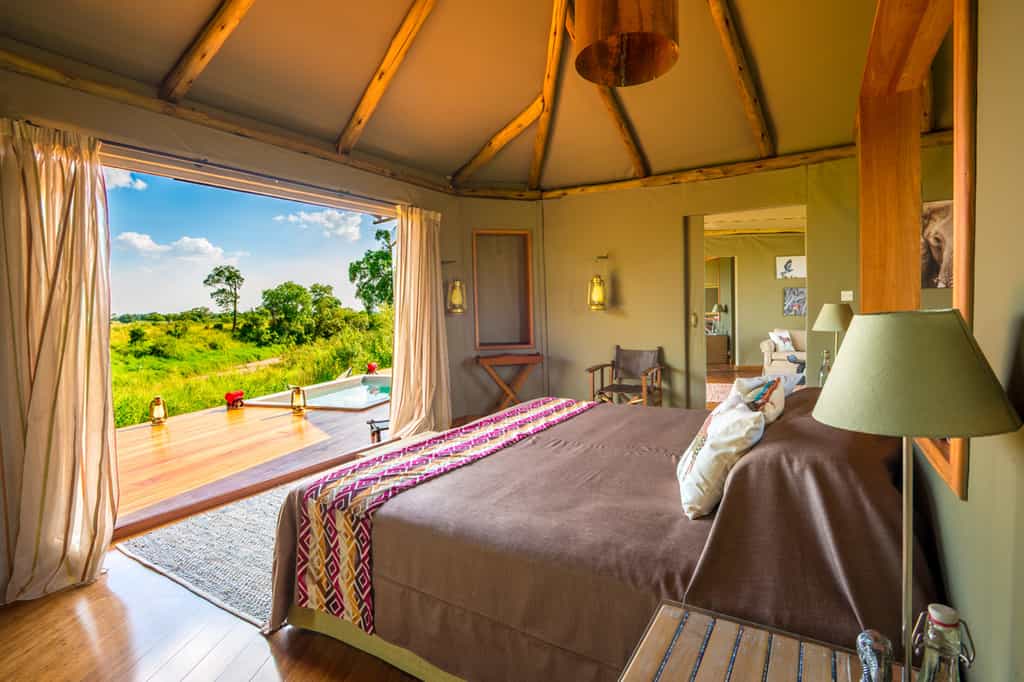 Keekorok Family Tent with a plunge pool
