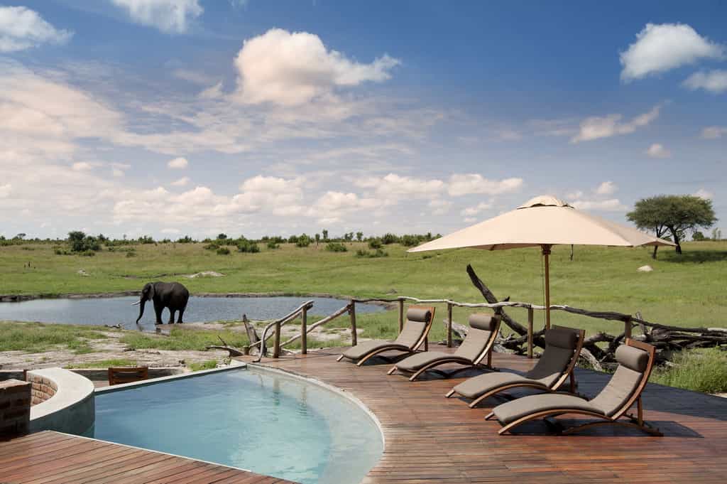 Deck and pool view 