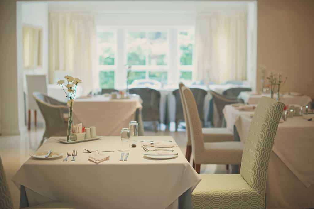 The breakfast room