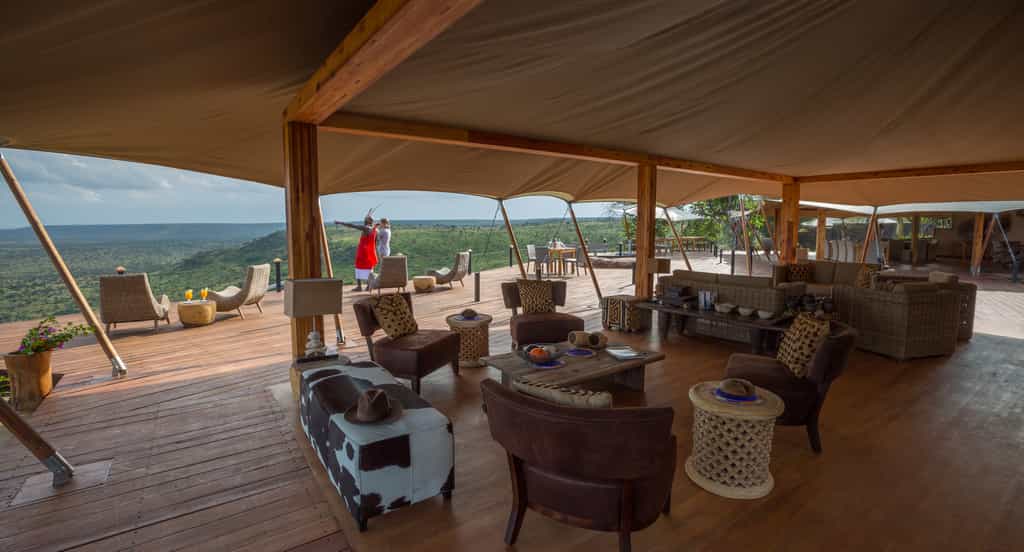 Spacious and comfortable bar and lounge area