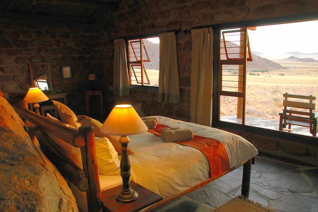 Solitude, silence, space and magnificent sunsets - these are the characteristics of the atmosphere at Eagle's Nest Chalets.