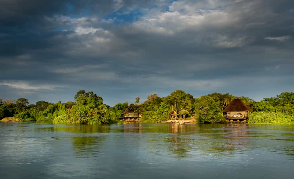 Villas offering spectacular views of the River Nile