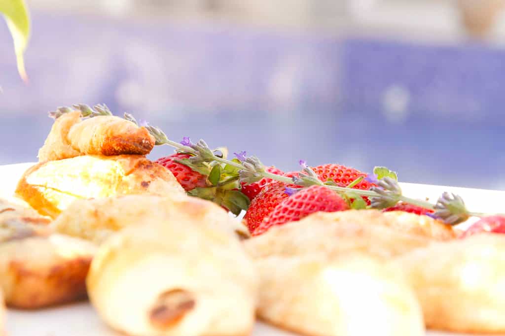 A continental or cooked breakfast is included in a night's stay. Guests can also enjoy a delicious three-course dinner for an extra fee. Meals are best enjoyed in the garden or by the poolside. 