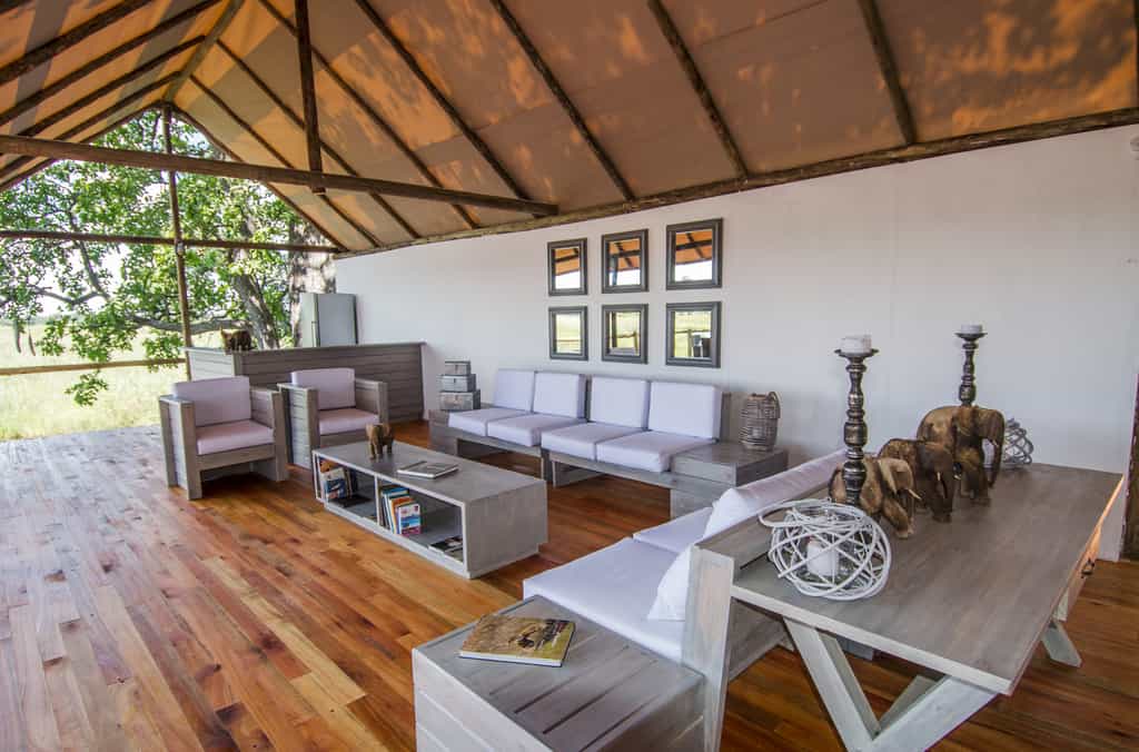 Lounge area