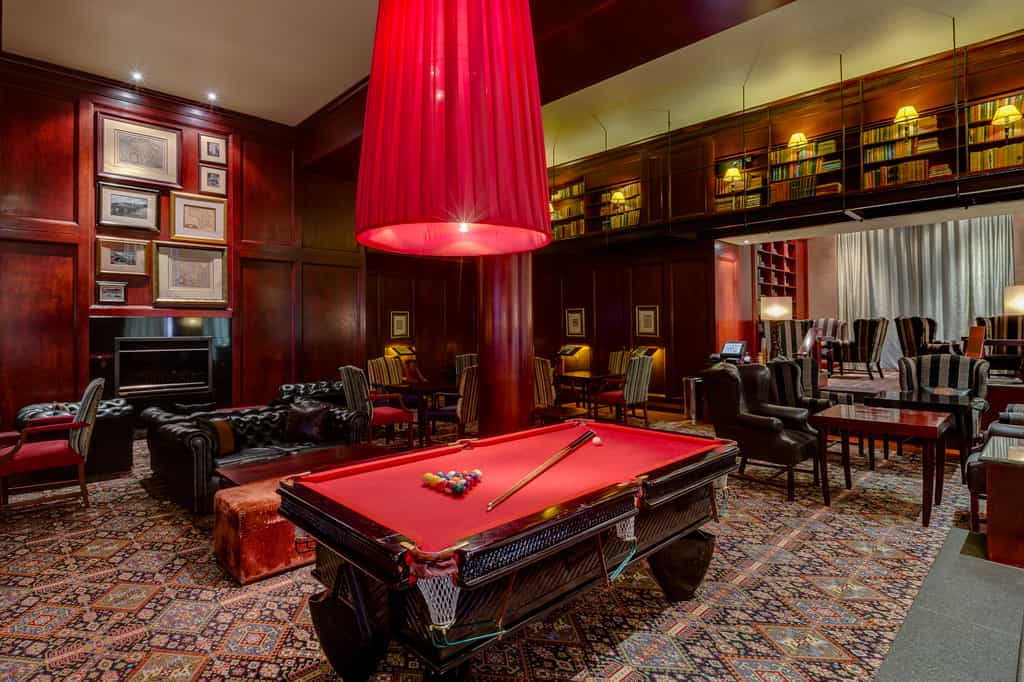 Library Bar