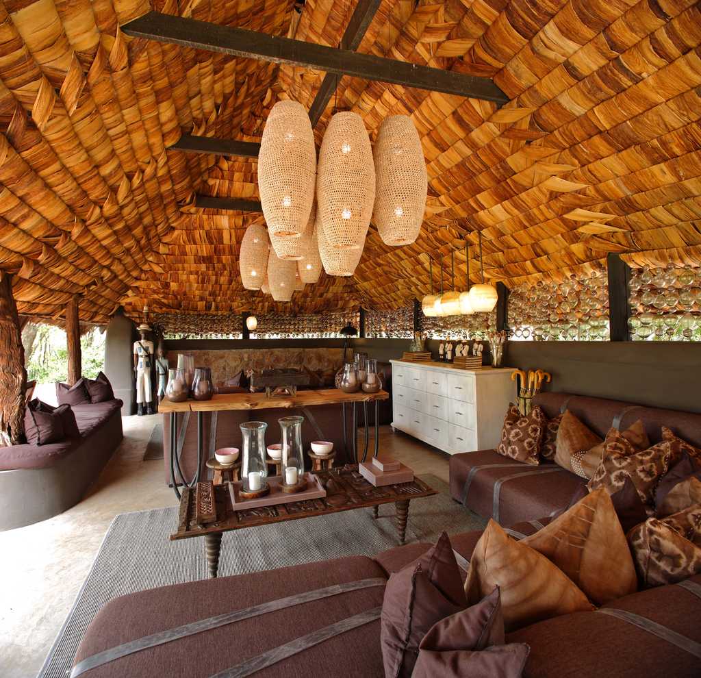 Intimate guest areas
