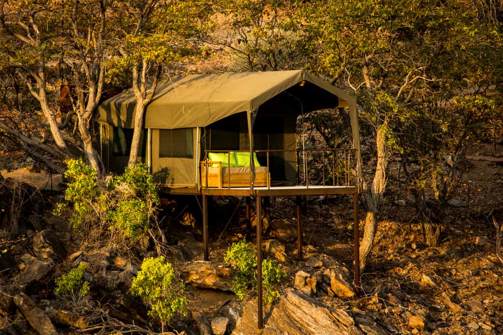 One of the under canvas rooms tucked in between the Mopane trees on the built up decks, allowing for an amazing view from your private deck. 