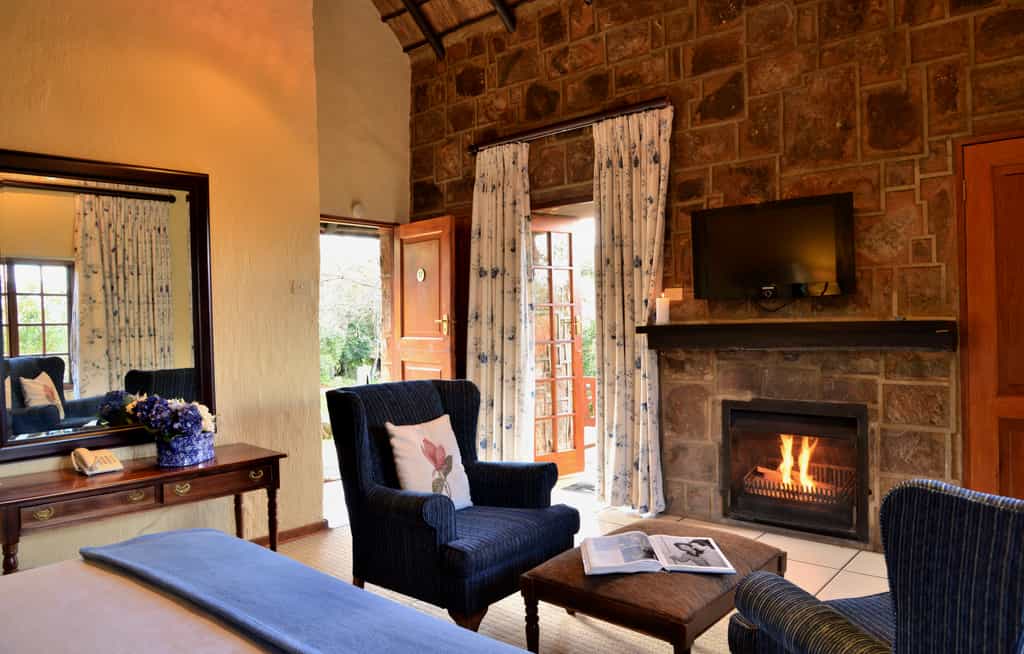 Lakeside suite 