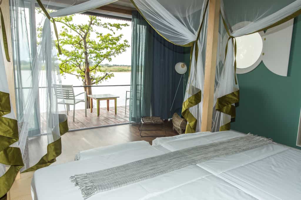 Twin room 