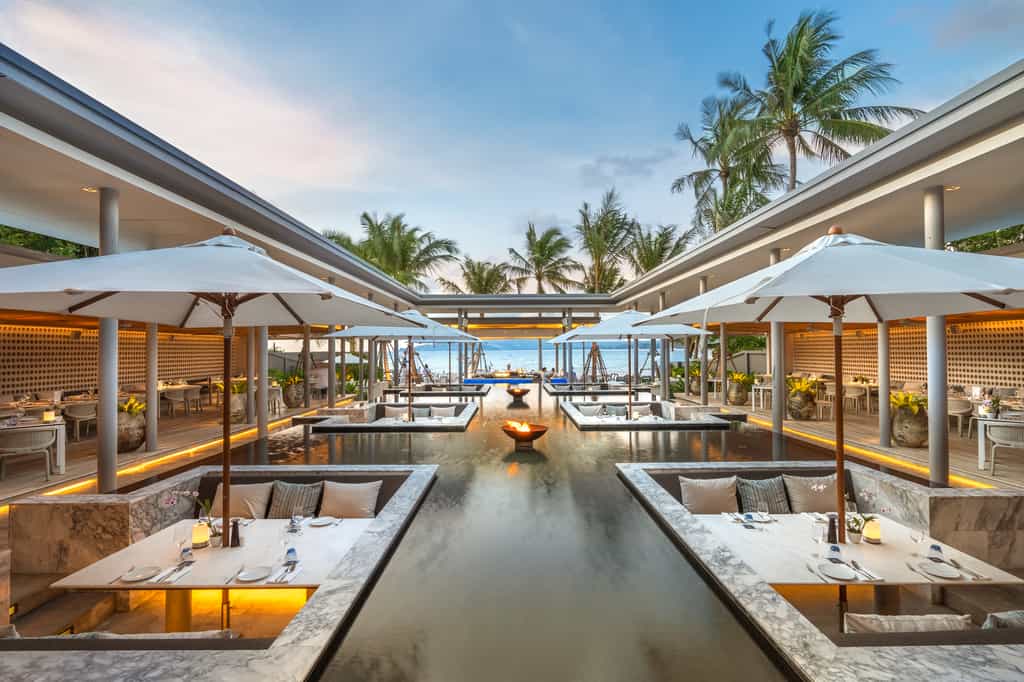 Palm Seaside Restaurant Lounge & Bar