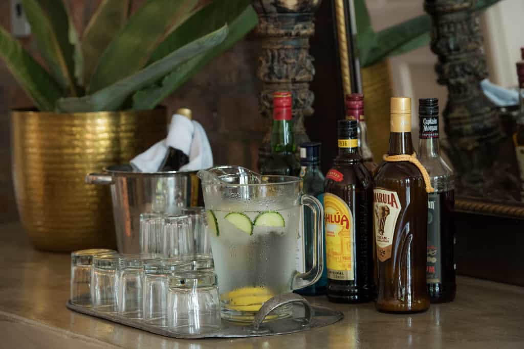 Honesty bar