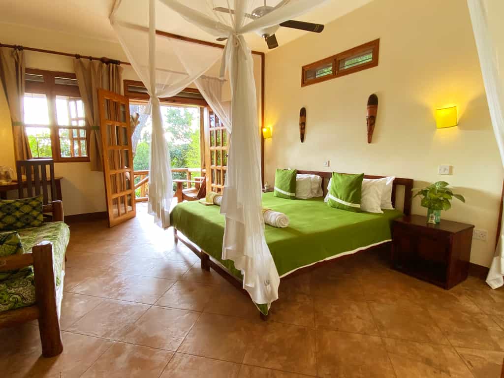 Karibu Entebbe En-Suite Room