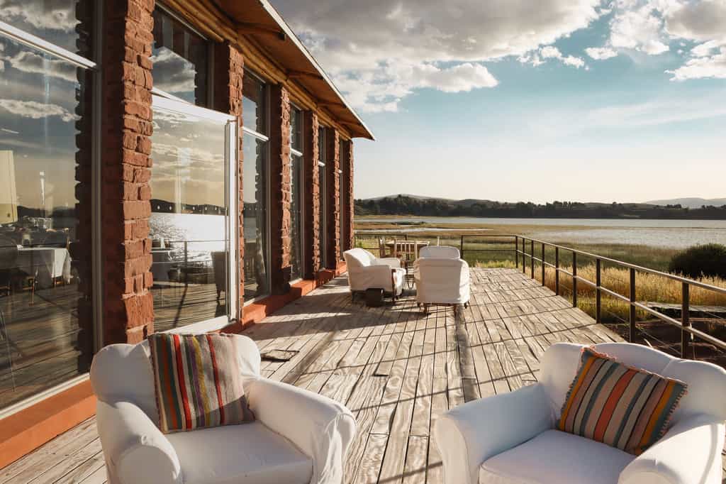 Remote Experience Lodge