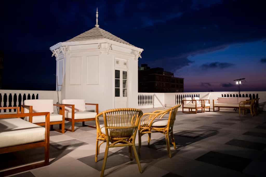 ROOFTOP