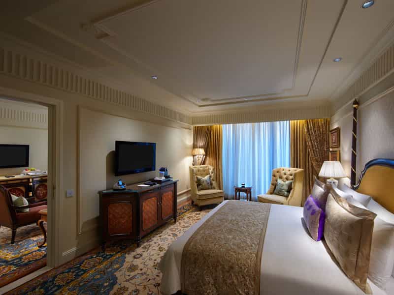Luxury Suite