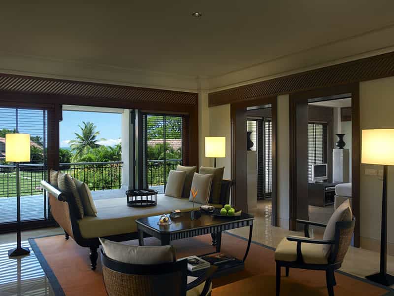 Club Pool Suite