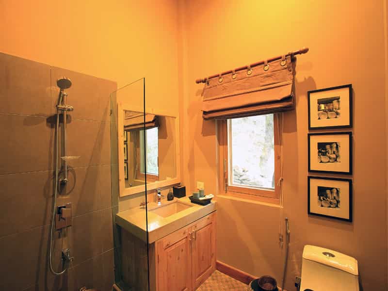 Oak Suite