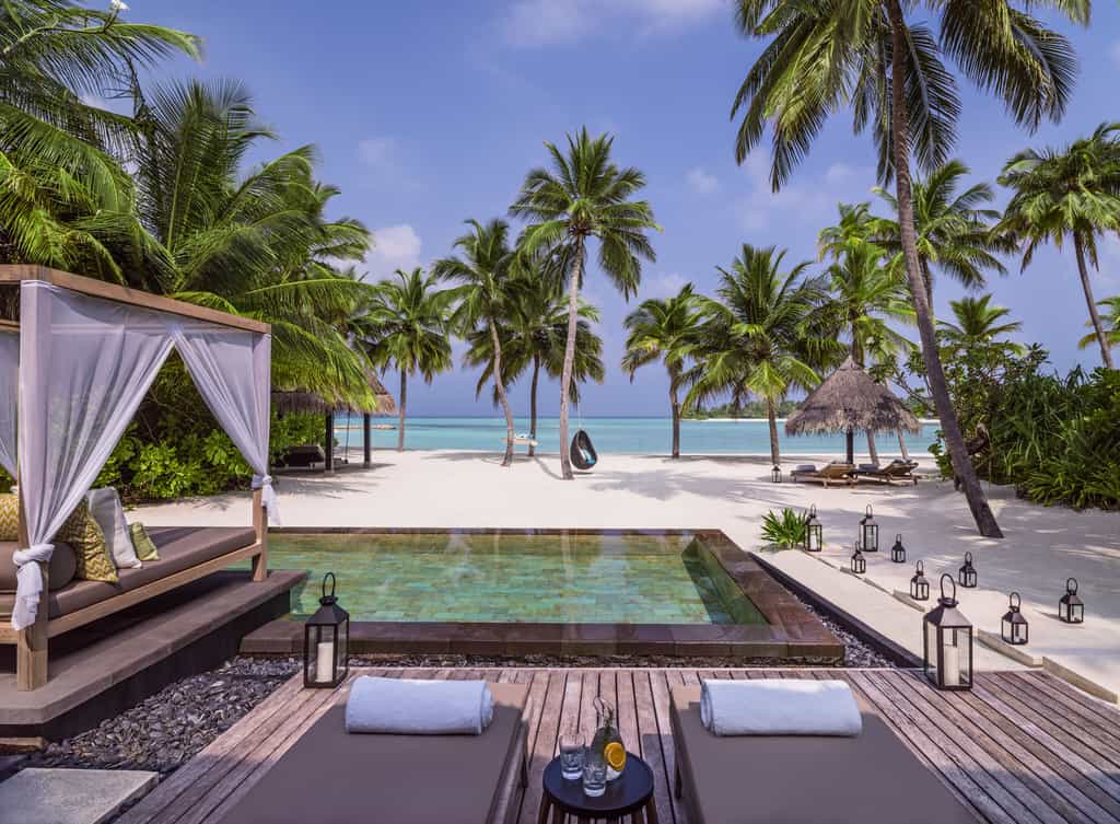Grand Beach Villa 