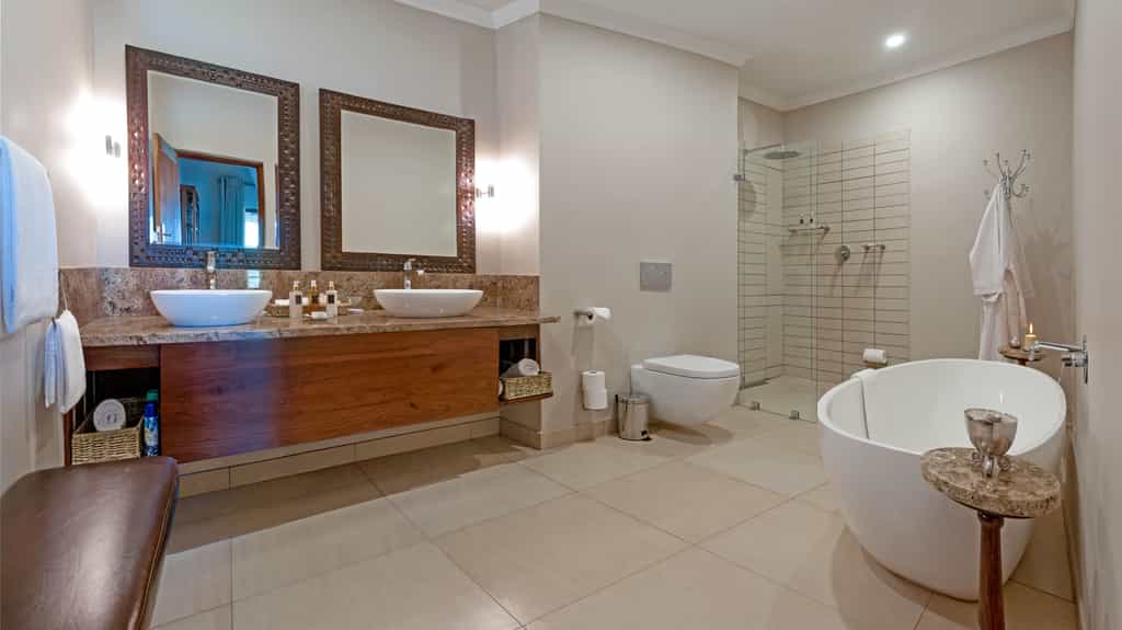 Executive Suite (s)
