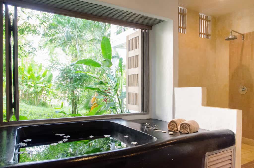 Jacuzzi Studio 