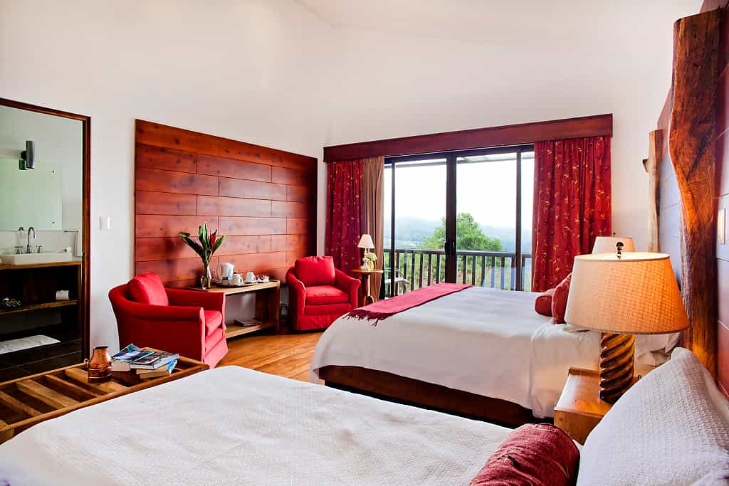 Lodge Room Volcano View Oriole