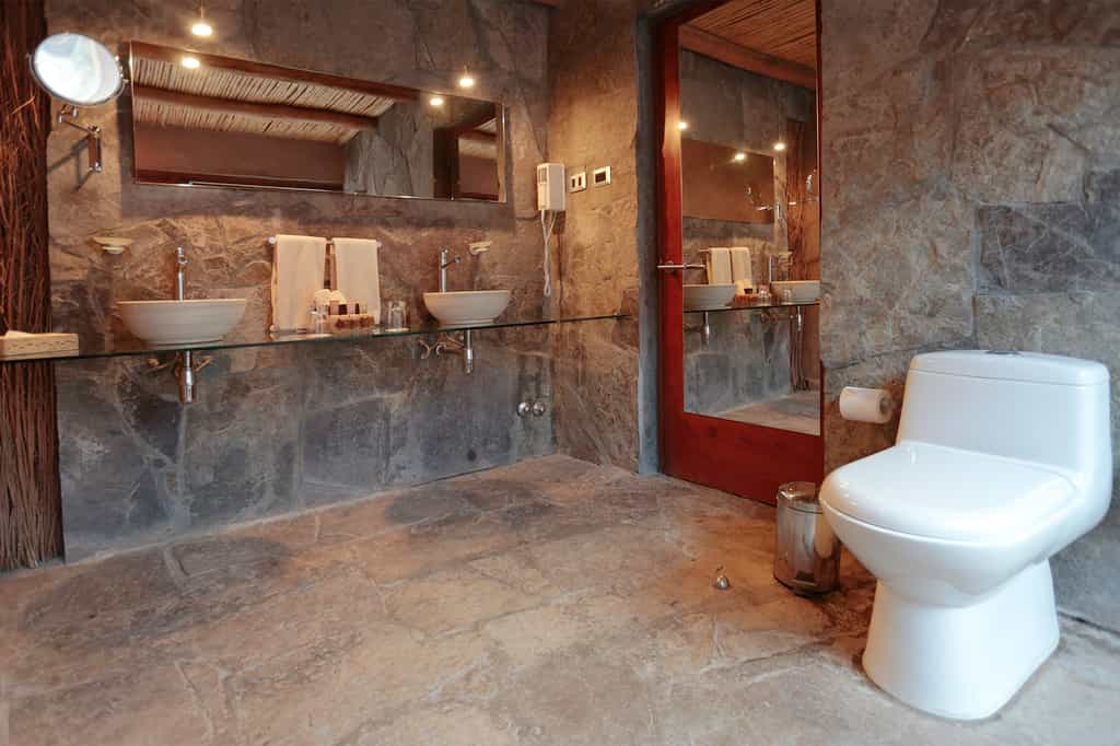 Connecting Rooms