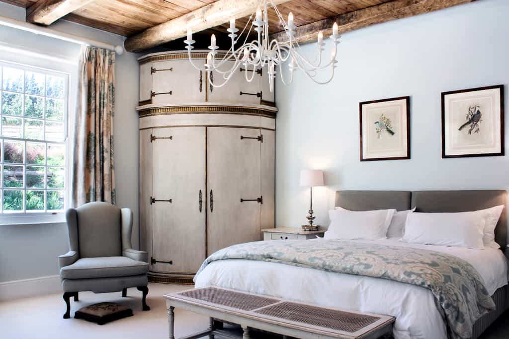Elegant Suite