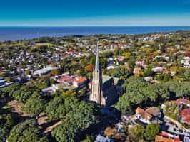Tour the northern suburbs of Buenos Aires