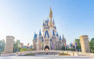 Go on an adventure in Tokyo Disneyland