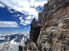 Conquer The "devil's  slope" of Cerro Castillo Np